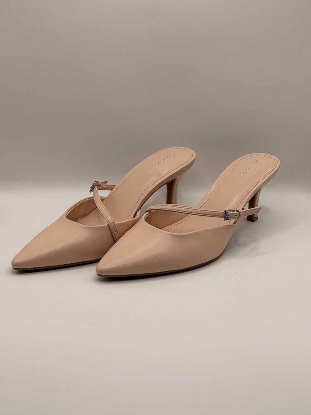 CALVIN KLEIN Women's Jansy Buckle Strap Mid-stiletto Pumps In Pink Sz 8